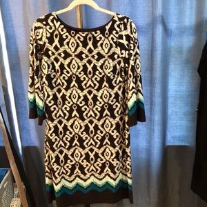 Dress w 3/4 bell sleeves